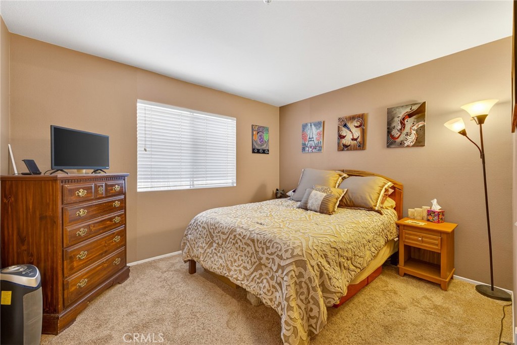 807 Lomond