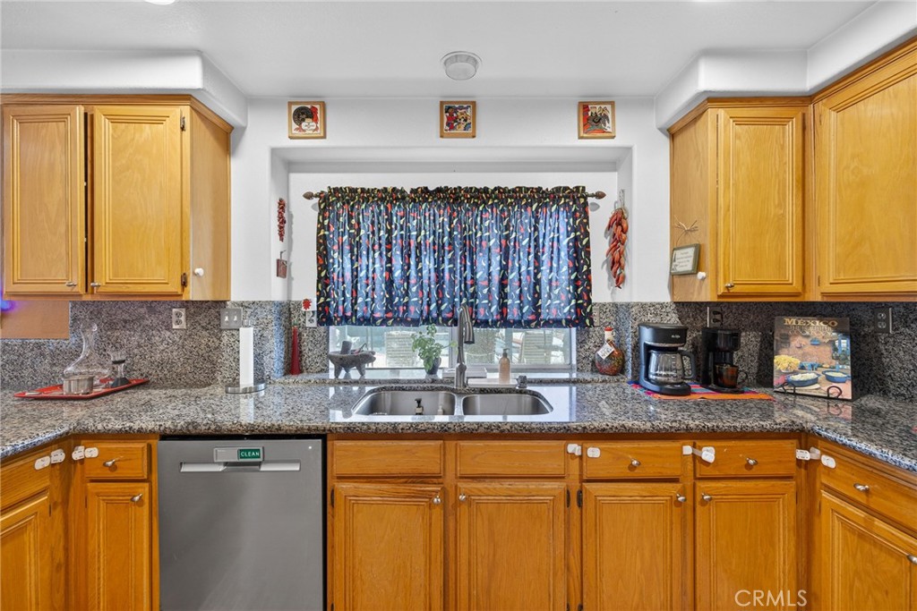 807 Lomond