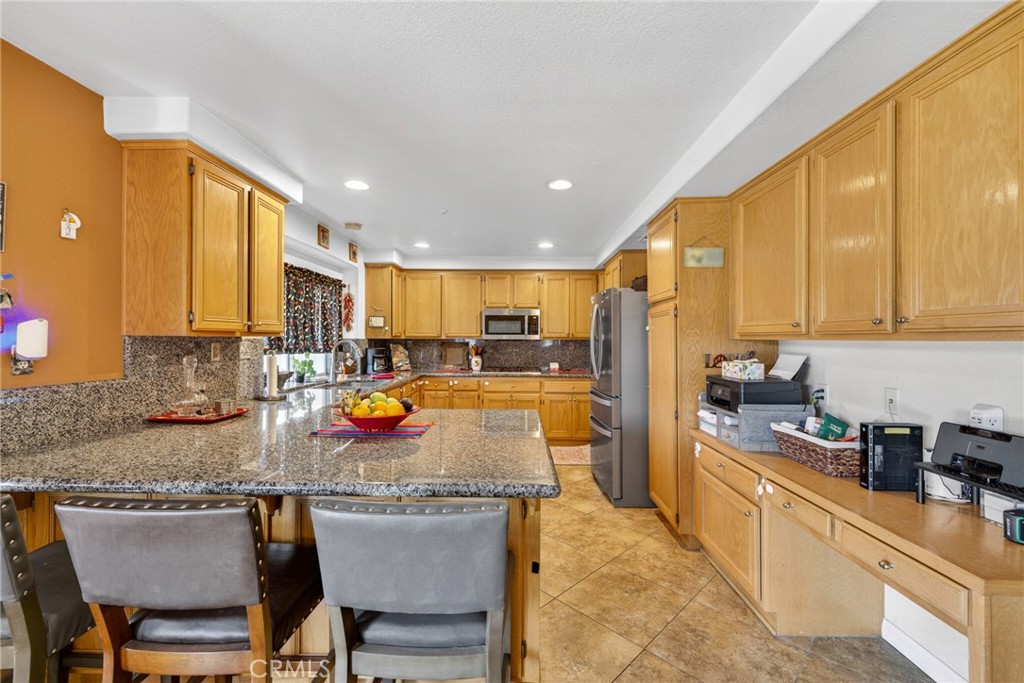 807 Lomond