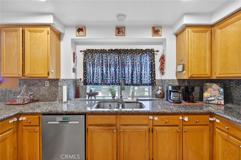 807 Lomond