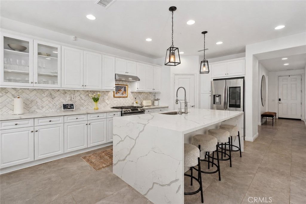 11415 Valley Oak
