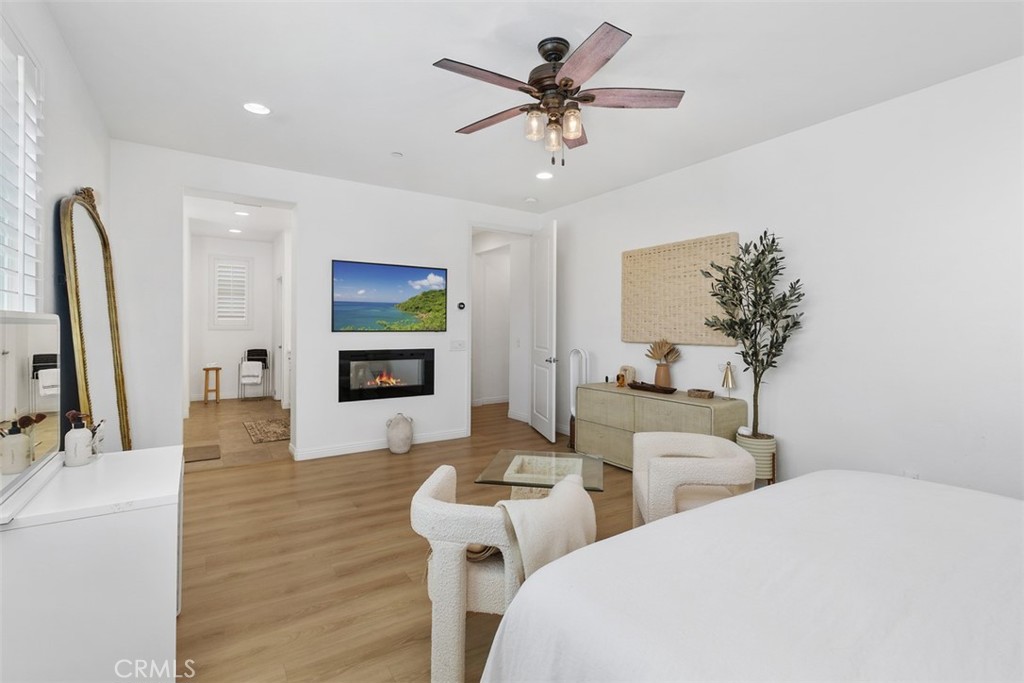 11415 Valley Oak