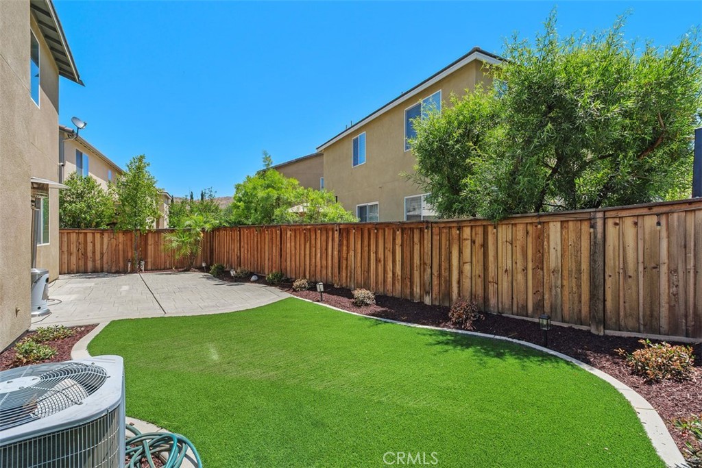 11415 Valley Oak
