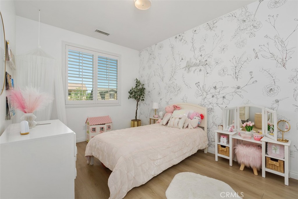 11415 Valley Oak