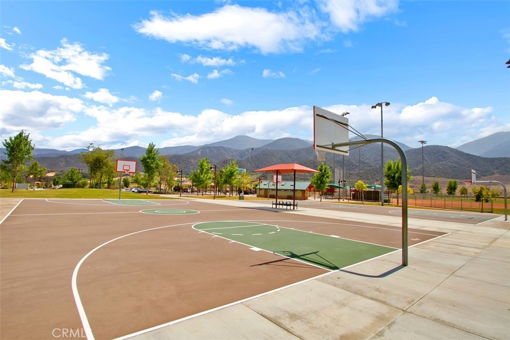 11415 Valley Oak