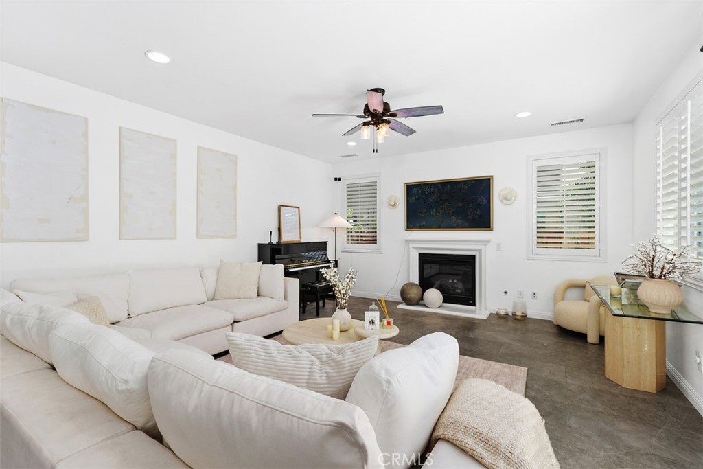 11415 Valley Oak