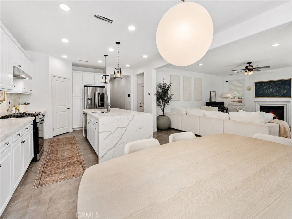 11415 Valley Oak