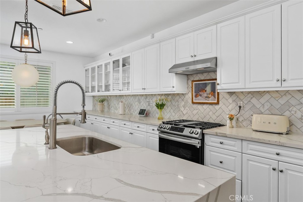 11415 Valley Oak