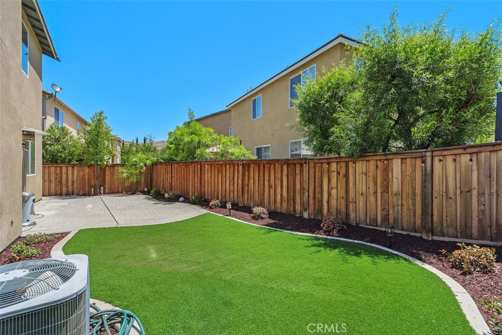 11415 Valley Oak