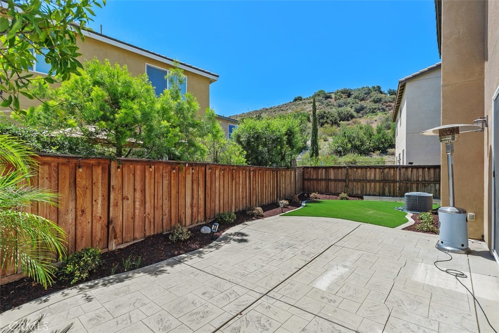 11415 Valley Oak