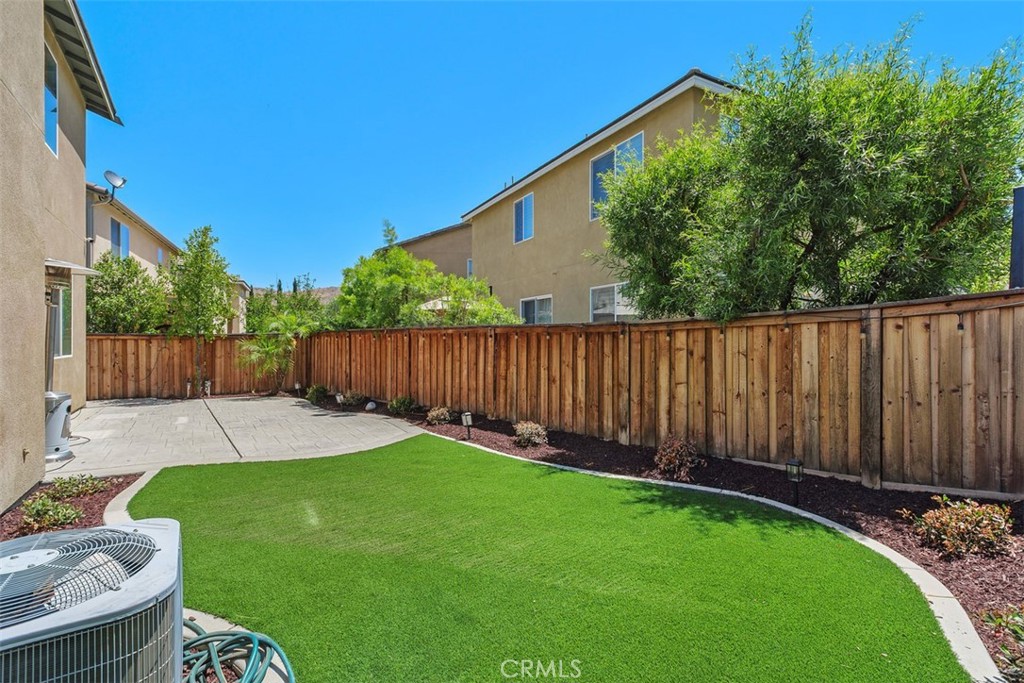 11415 Valley Oak