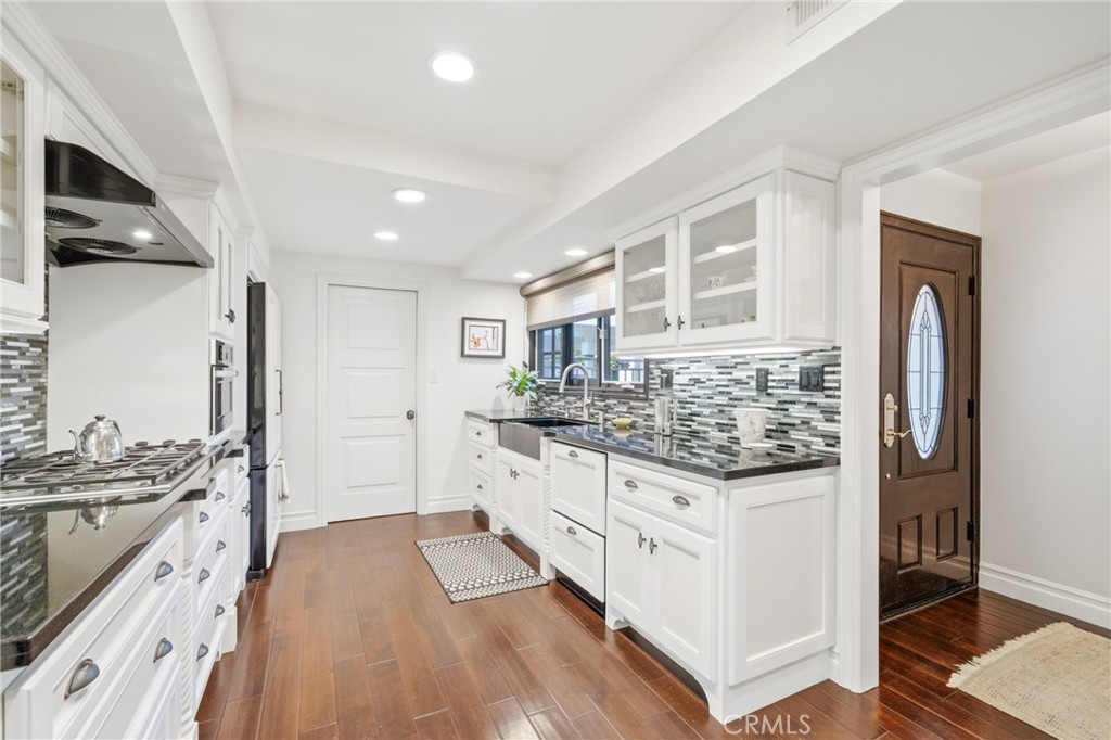 3 Whitewood