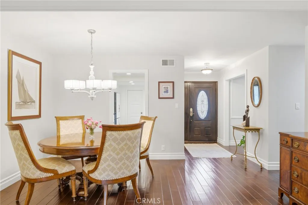 3 Whitewood Way