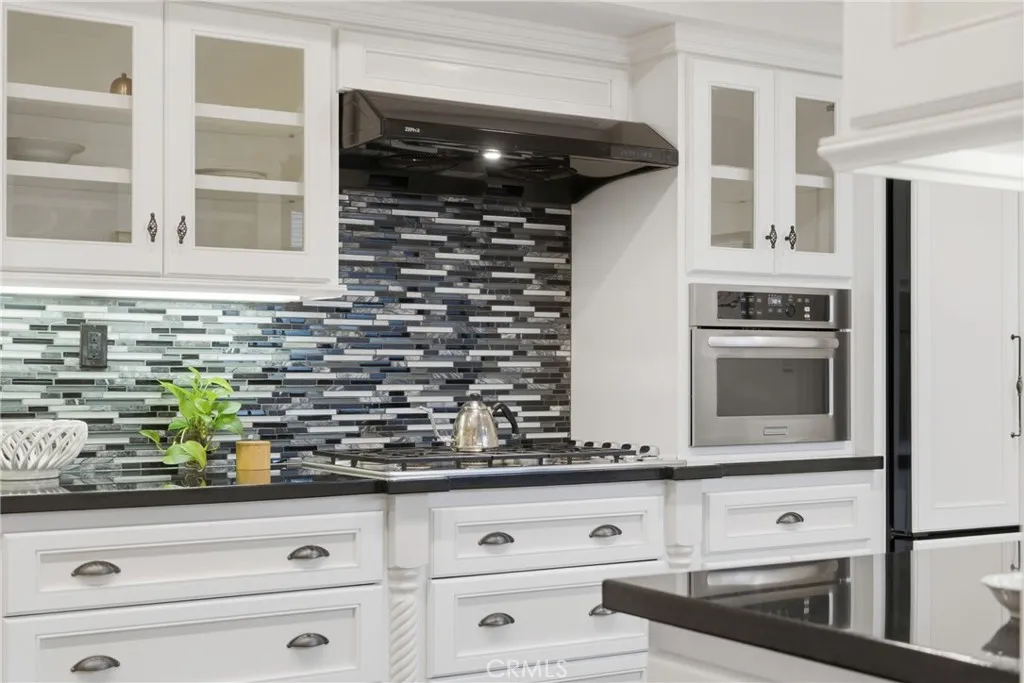 3 Whitewood Way