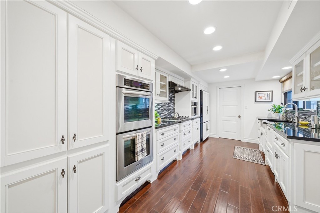 3 Whitewood