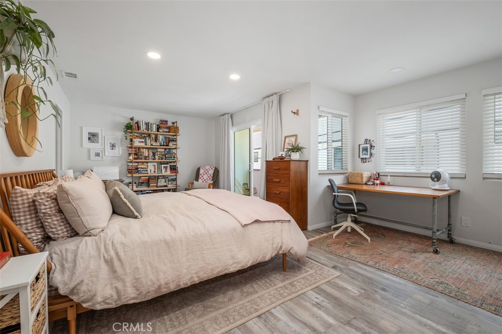26151 Via California