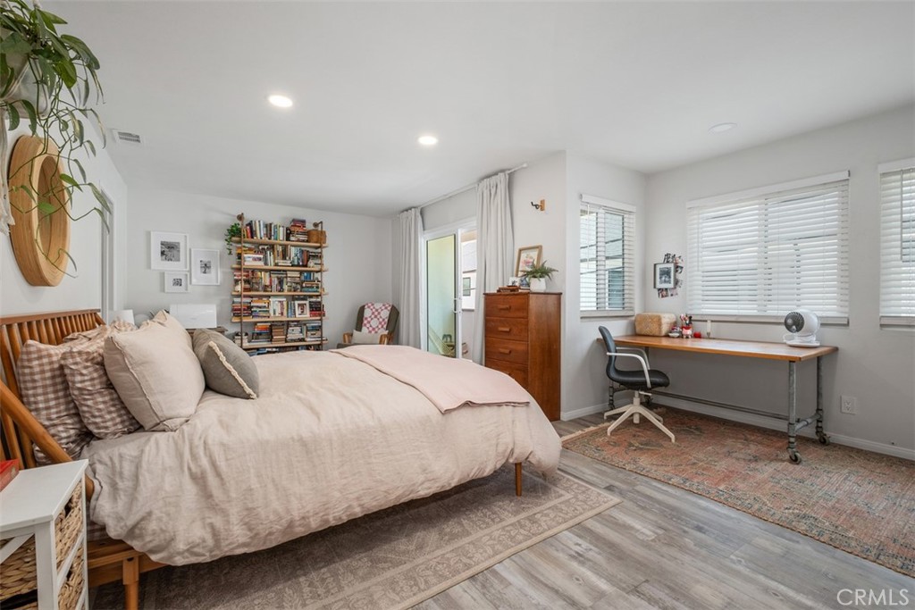 26151 Via California