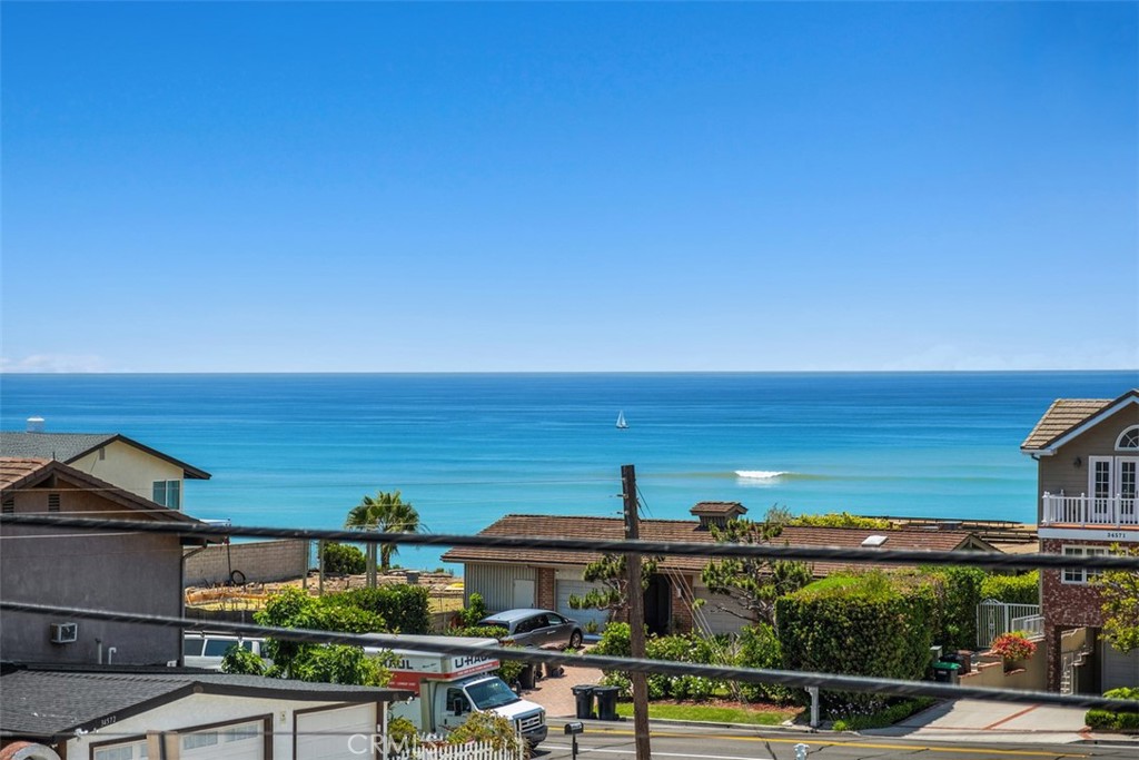26151 Via California