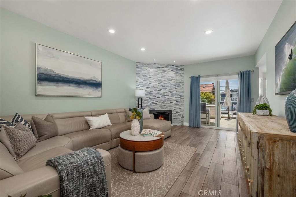 26151 Via California