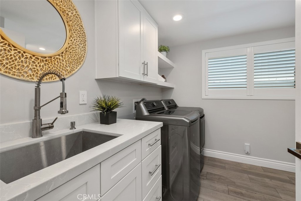 26151 Via California