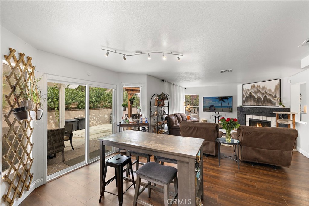 3810 Middleburg