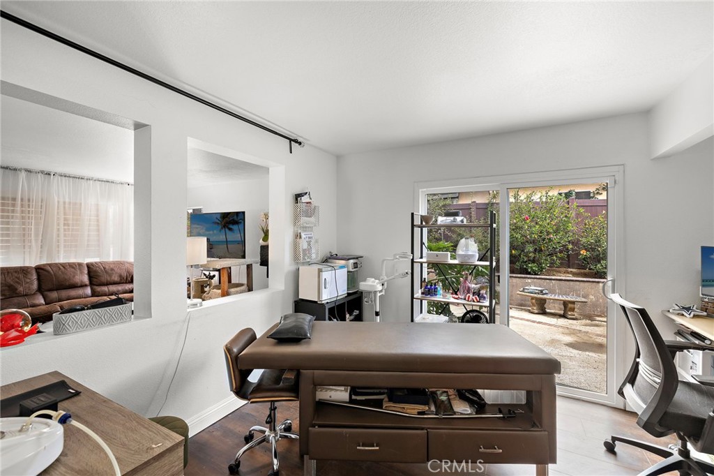3810 Middleburg