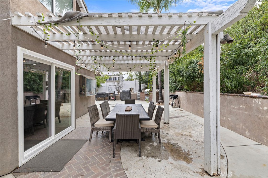3810 Middleburg