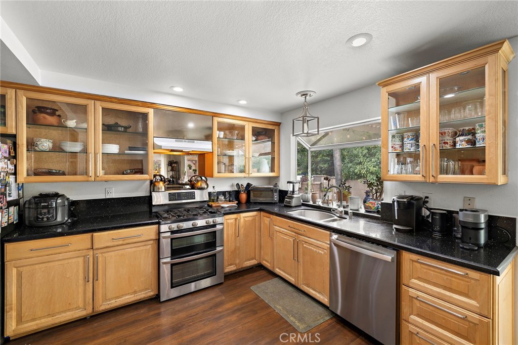 3810 Middleburg