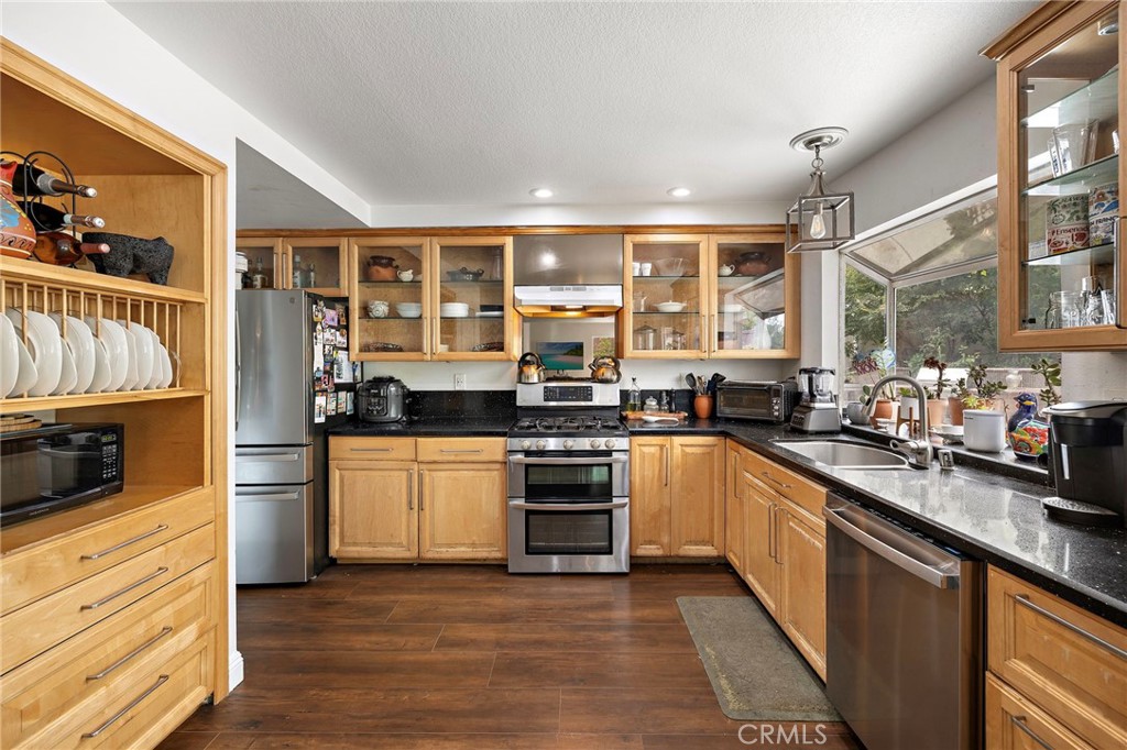 3810 Middleburg