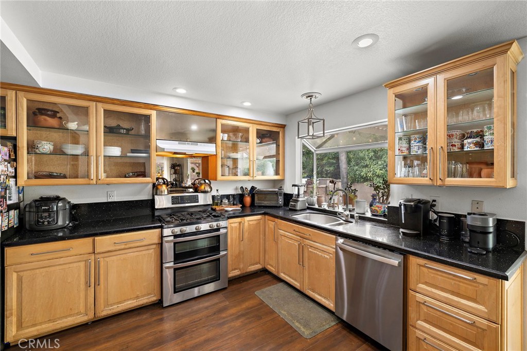 3810 Middleburg