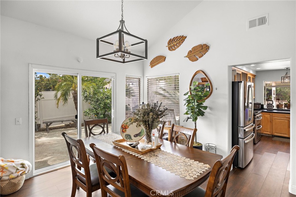 3810 Middleburg
