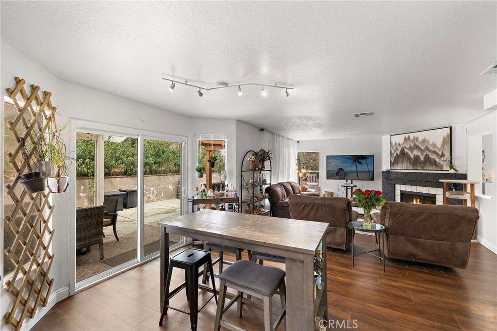 3810 Middleburg