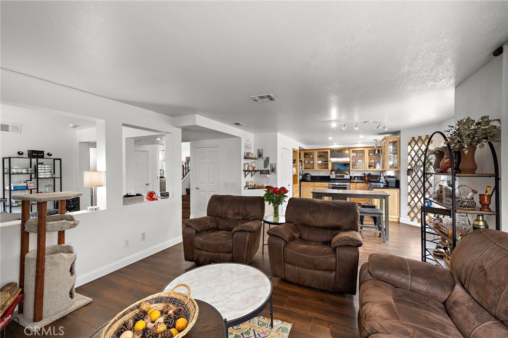 3810 Middleburg