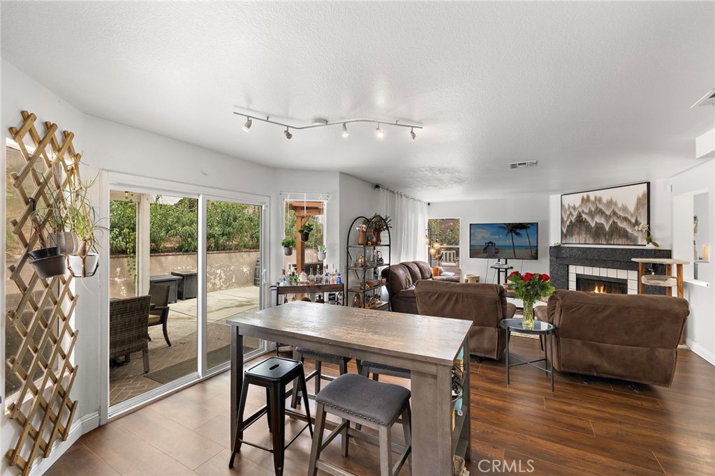 3810 Middleburg