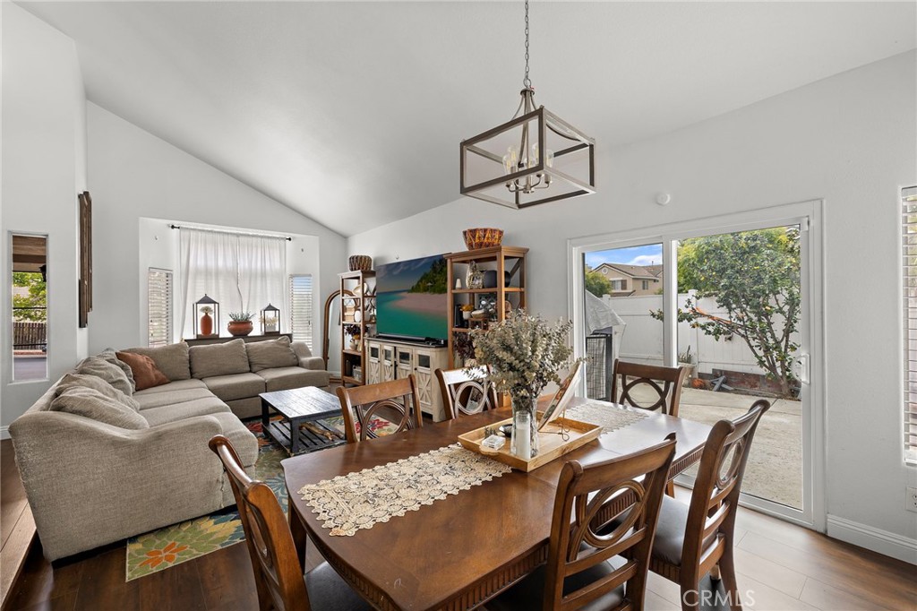 3810 Middleburg