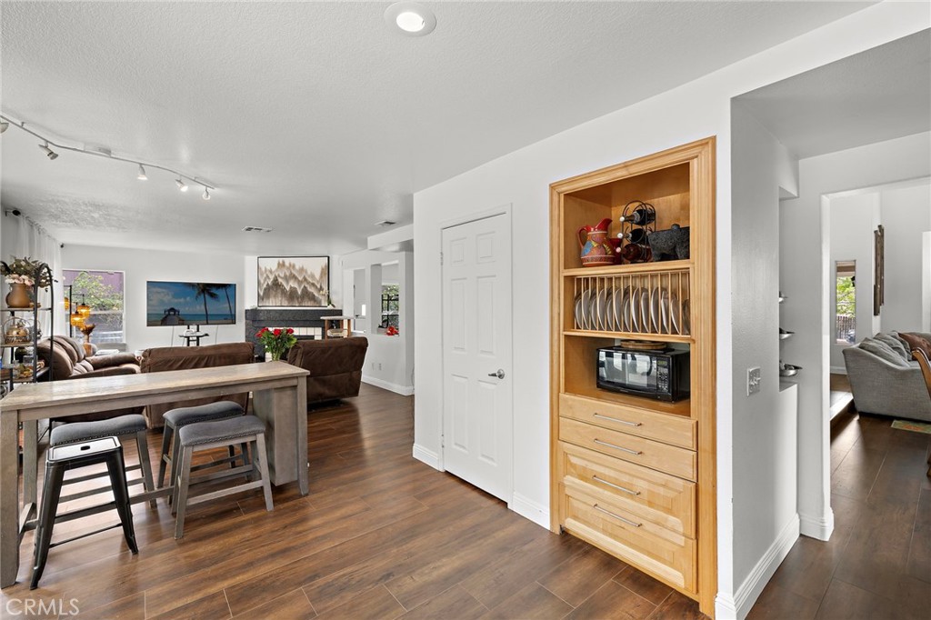 3810 Middleburg