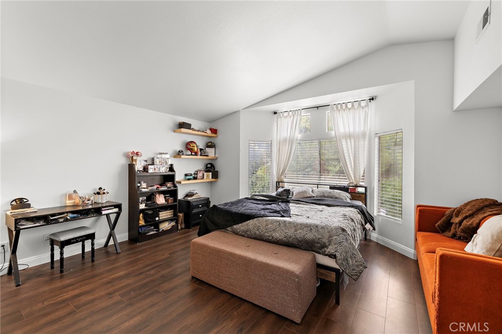 3810 Middleburg