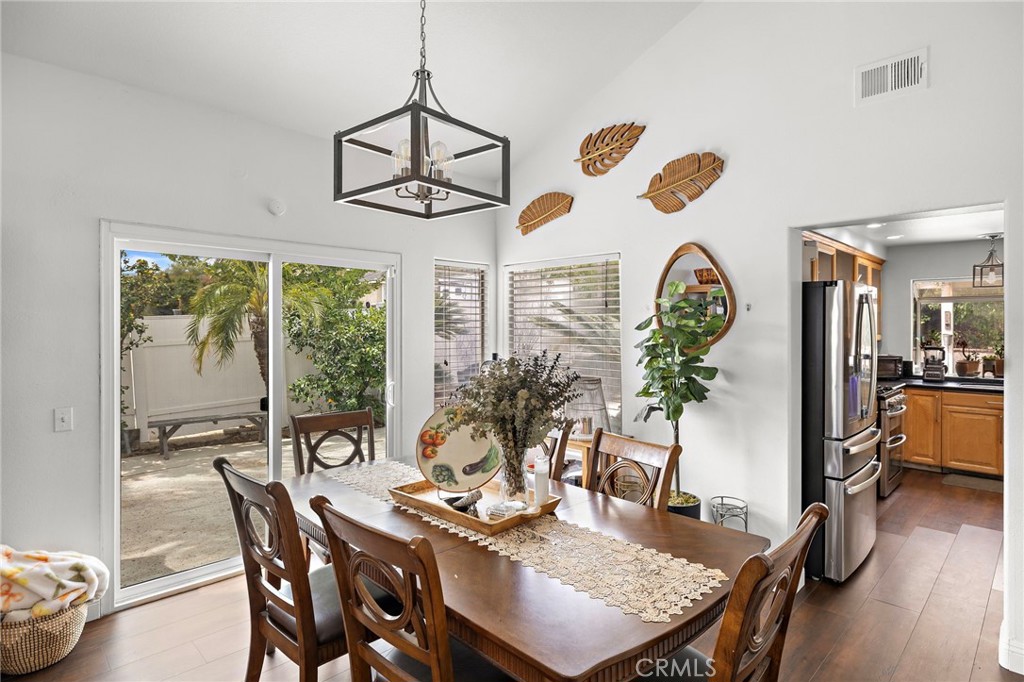 3810 Middleburg