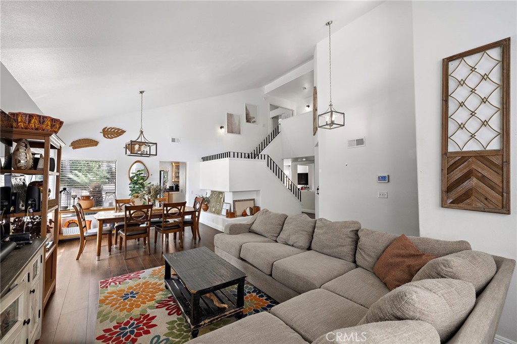 3810 Middleburg