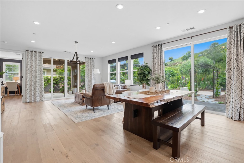 41 Ocaso Street