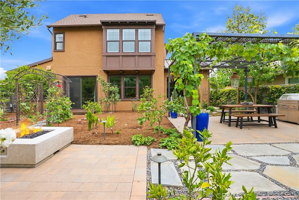 41 Ocaso Street