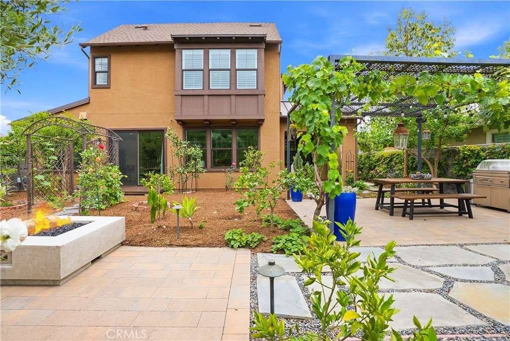 41 Ocaso Street