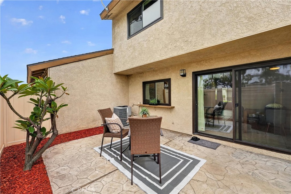 1311 W Cerritos Avenue 89