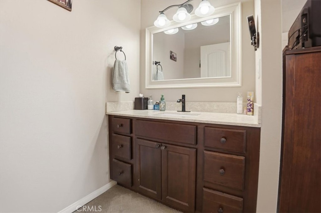13148 Ridgedale