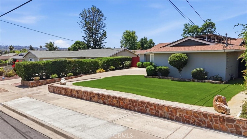 13148 Ridgedale