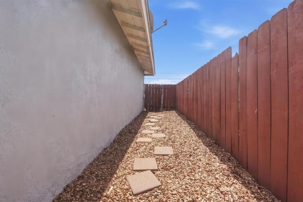 13148 Ridgedale