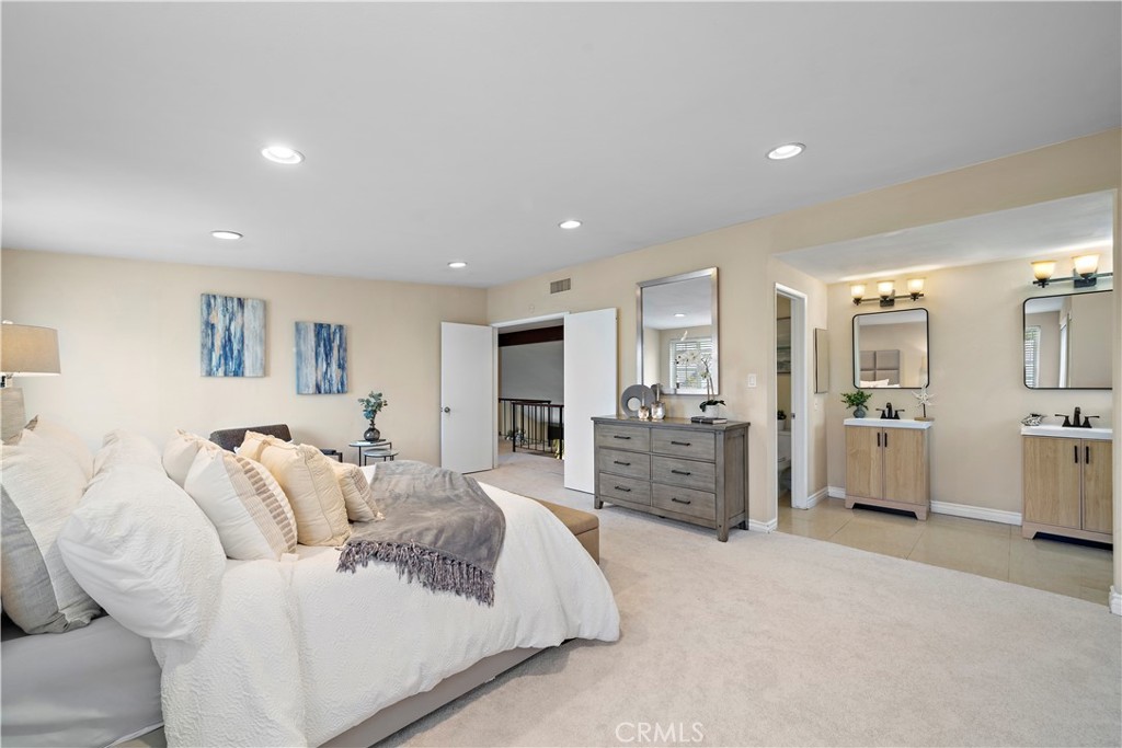 104 S Carousel Street