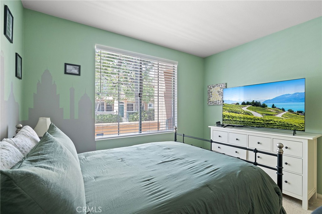 3204 Ladrillo Aisle