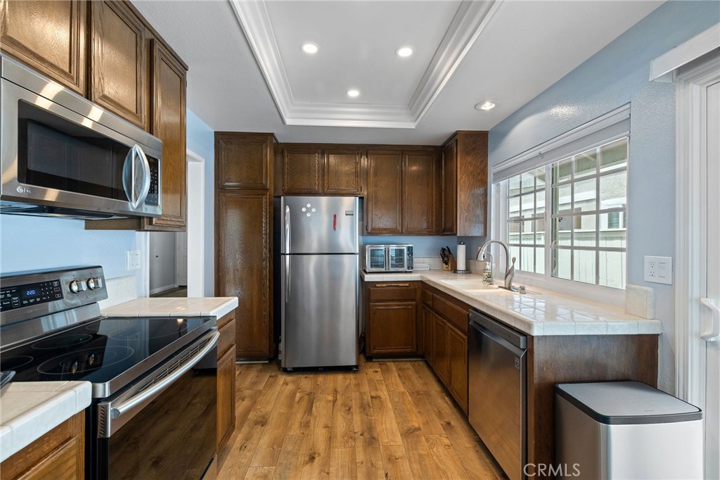 14 Aldergrove