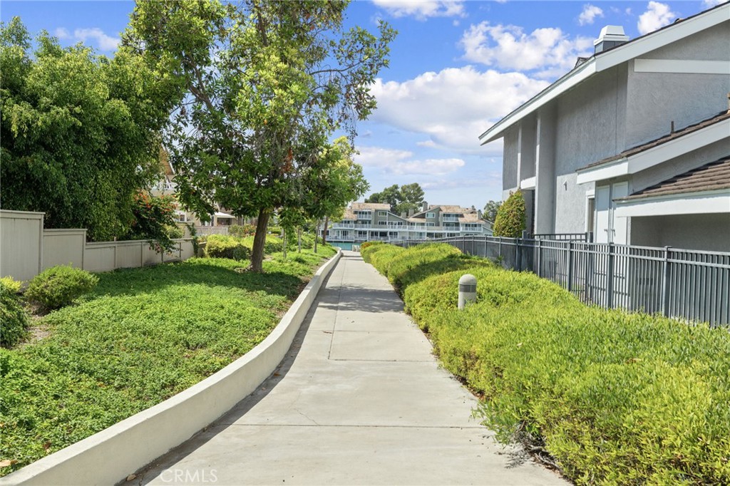 14 Aldergrove